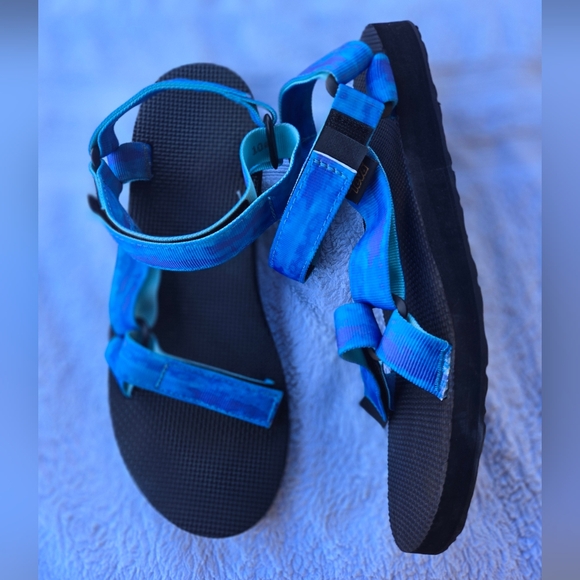Teva Blue Sandals - Picture 2 of 5